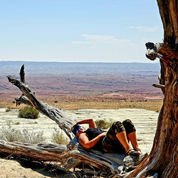 Meet your Posher, Amanda - Picture 6 of 16